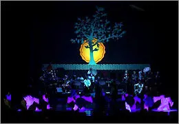 گروه وصل یار به صحنه می‌رود