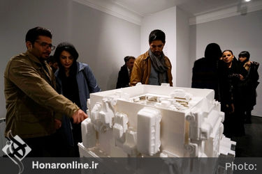 نمایشگاه مجسمه‌های کامبیز صبری در گالری خاک