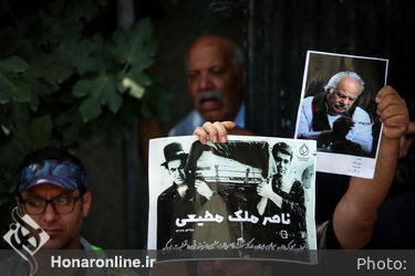 تشییع پیکر ناصر ملک مطیعی در خانه سینما