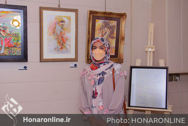 افتتاحیه نمایشگاه و رونمایی از کتاب آسمان هفت رنگ در گالری برمخ