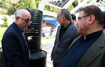 علی وطنی: نمایشگاه ˝هنر تدبیر˝ هنرمندانه دستاوردهای دولت را نشان داده است