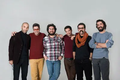 پالت به تالار وحدت می‌آید