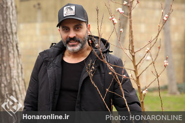 کاشت نهال توسط هنرمندان در فرهنگسرای نیاوران