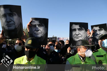 آرامگاه فردوسی در تعزیت آواز مردم ایران / وداع با خسرو خوبان محمدرضا شجریان