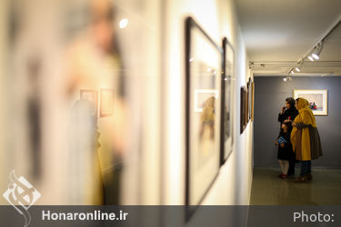 نمایشگاه گروهی با عنوان "تفکر مستند" در گالری افرند