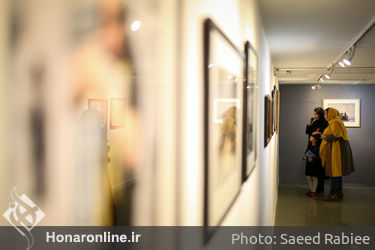 نمایشگاه گروهی با عنوان "تفکر مستند" در گالری افرند