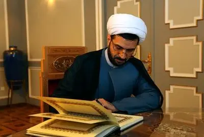 حسن نمازی: استفاده از هنر در نمایشگاه ˝هنر تدبیر˝ بسیار جالب است