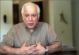 نوبت به من که می‌رسد هیچ کس پول ندارد / خسرو سینایی در گفت‌وگو با هنرآنلاین