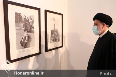 بازدید رئیس جمهور از نمایشگاه «آینه در آینه»