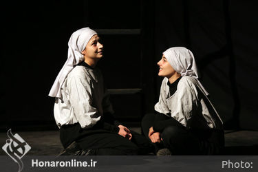 اجرای نمایش "نفس عمیق" در سالن تئاتر باران