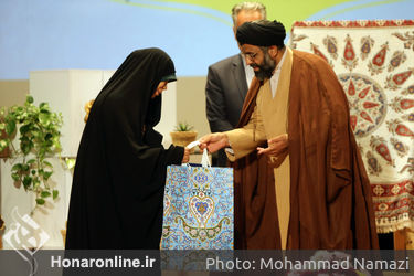 آئین رونمایی از تولیدات بنیاد فرهنگی روایت فتح