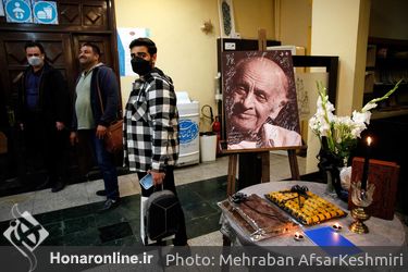 مراسم یادبود هنرمند پیشکسوت تئاتر زنده‌یاد خسرو بامداد