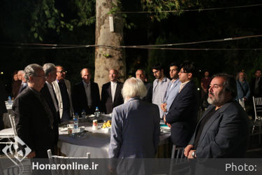 "معرفی ترجمه دیوان حافظ به زبان صربی" در باغ موزه هنر ایرانی