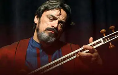 علیزاده در مشهد: نگاه رهبر به موسیقی نگاه والایی است / از پتانسیل من، شجریان، ناظری استفاده نمی‌شود