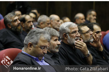تجلیل از هنرمندان در عرصه دفاع مقدس 