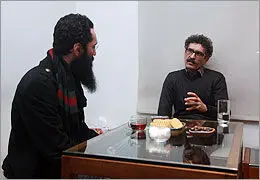 گفت‌وگوی محمدرضا شاهرخى‌نژاد با رضا لواسانی به بهانه نمایش چیدمان زندگى در گالرى اثر