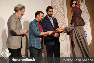 افتتاحیه نخستین جایزه هنری «قلب تهران»