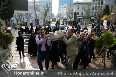 مراسم تشییع پیکر "حسن حاجی نوری" در خانه هنرمندان