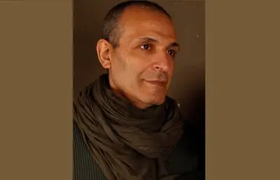 نمودی از سفرهای مکانی و ذهنی / روایت محمدرضا قربانی از نمایشگاه "یکی ماه بود، آن دیگری بیشه" در گالری عصر