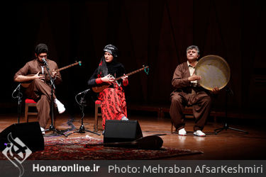 کنسرت گروه تنبورنوازان لاوچ در تالار رودکی