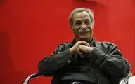 طهمورث سه ساعت قبل از اجرا در غرفه هنرآنلاین  / 