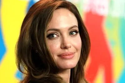 آنجلینا جولی به ˝آفریقا˝ می‌رود