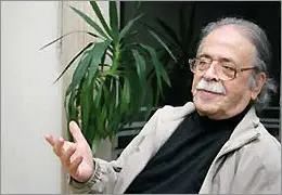 وزیر ارشاد به عیادت محمد‌علی کشاورز رفت