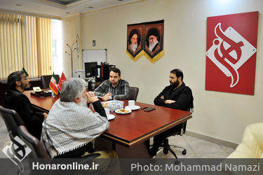 بازدید محمد خراسانی زاده مدیرکل هنرهای تجسمی از هنر آنلاین