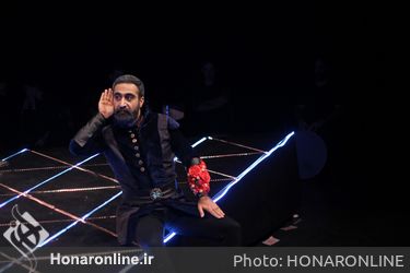 نمایش " هامان کشان " در تالار حافظ