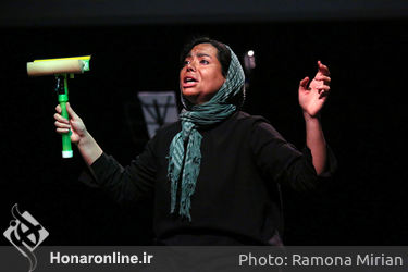نمایش «اُلدسانگز: عشق روزهای کرونا» در پردیس شهرزاد