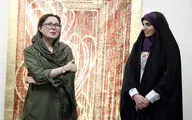 نقاشی خط از زیر سایه مردان خارج می شود/ معرفی بانوی نوپرداز در نقاشی خط / زهرا بهرامی نقاشی خط را جولانگاه گلیم کرد