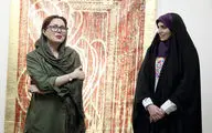 نقاشی خط از زیر سایه مردان خارج می شود/ معرفی بانوی نوپرداز در نقاشی خط / زهرا بهرامی نقاشی خط را جولانگاه گلیم کرد