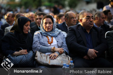 رونمایی از تابلوی گذر صنایع دستی تهران در  روز جهانی صنایع دستی