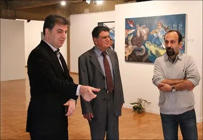 بازدید محمدرضا شجریان و اصغر فرهادی از نمایشگاه "ماهی و مرجان" 