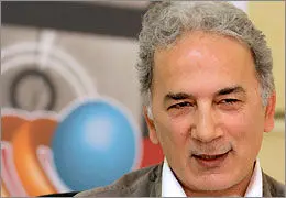 شایقی: با حل مشکلات مالی ˝ابرهای ارغوانی˝ پروانه نمایش می‌گیرد