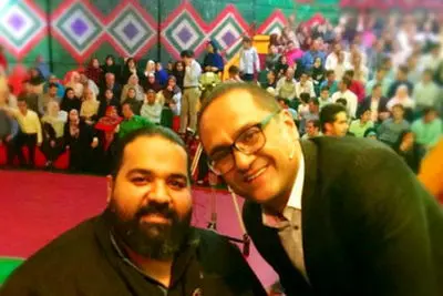 رضا صادقی به "خندوانه" می‌آید