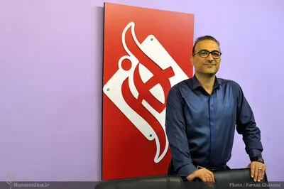 استانداردسازی در حوزه فرهنگ و هنر / برگزاری نخستین جشنواره پوستر روز جهانی استاندارد تا تبیین شیوه‌های اصالت سنجی اثر هنری/ روایت سید جمال هادیان از فعالیت‌های فرهنگی و هنری سازمان ملی استاندارد 