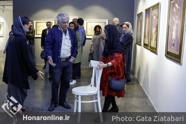  مراسم رونمایی از کتاب "سفره" در گالری شیرین