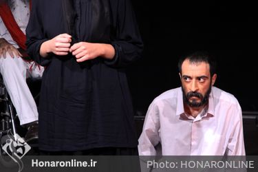 نمایش " مرگ یزدگرد " در خانه نمایش مهرگان