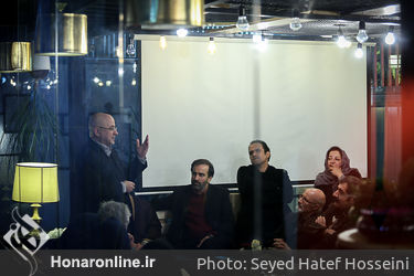 تقدیر هنرمندان تئاتر از علی مرادخانی در کافی شاپ خانه کتاب دانشگاه