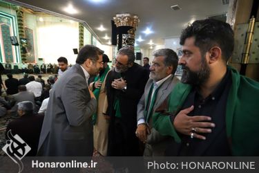 حضور وزیر فرهنگ در مراسم یادبود شاعر پیشکسوت آیینی سید رضا موید