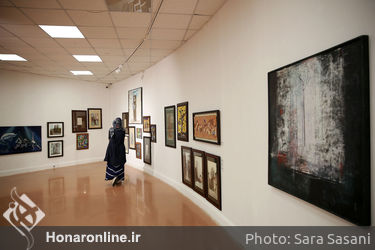 دومین بازار آثار هنری در خانه هنرمندان