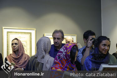  مراسم رونمایی از کتاب "سفره" در گالری شیرین