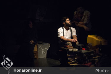 نمایش "خانه ما" در تماشاخانه عمارت نوفل‌لوشاتو