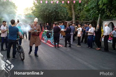 آیین پایانی جشنواره نمایش‌های آئینی و سنتی در خیابان بهشت و محله قدیمی سنگلج