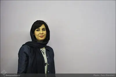 خالقی «سگ‌ها و استخوان‌های مادرم» را به تئاتر شهر می‌آورد