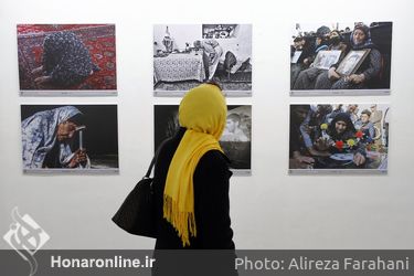 نمایشگاه عکس پدربزرگ مادربزرگ در باغ موزه هنر ایرانی