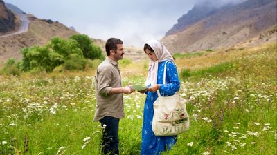 نخستین تصویر از شکیبا و ایزدیار در «ملاقات خصوصی»