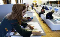 برپایی مسابقه زنده طراحی لباس اجتماع بانوان در تالار وحدت