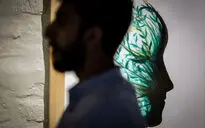 افتتاحیه نمایشگاه نقاشی‌های شاهین کیمیاگر در گالری گلستان